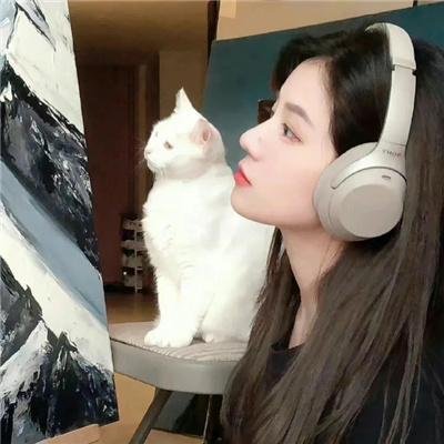 美食：随机摆摊，顾客追我满街跑